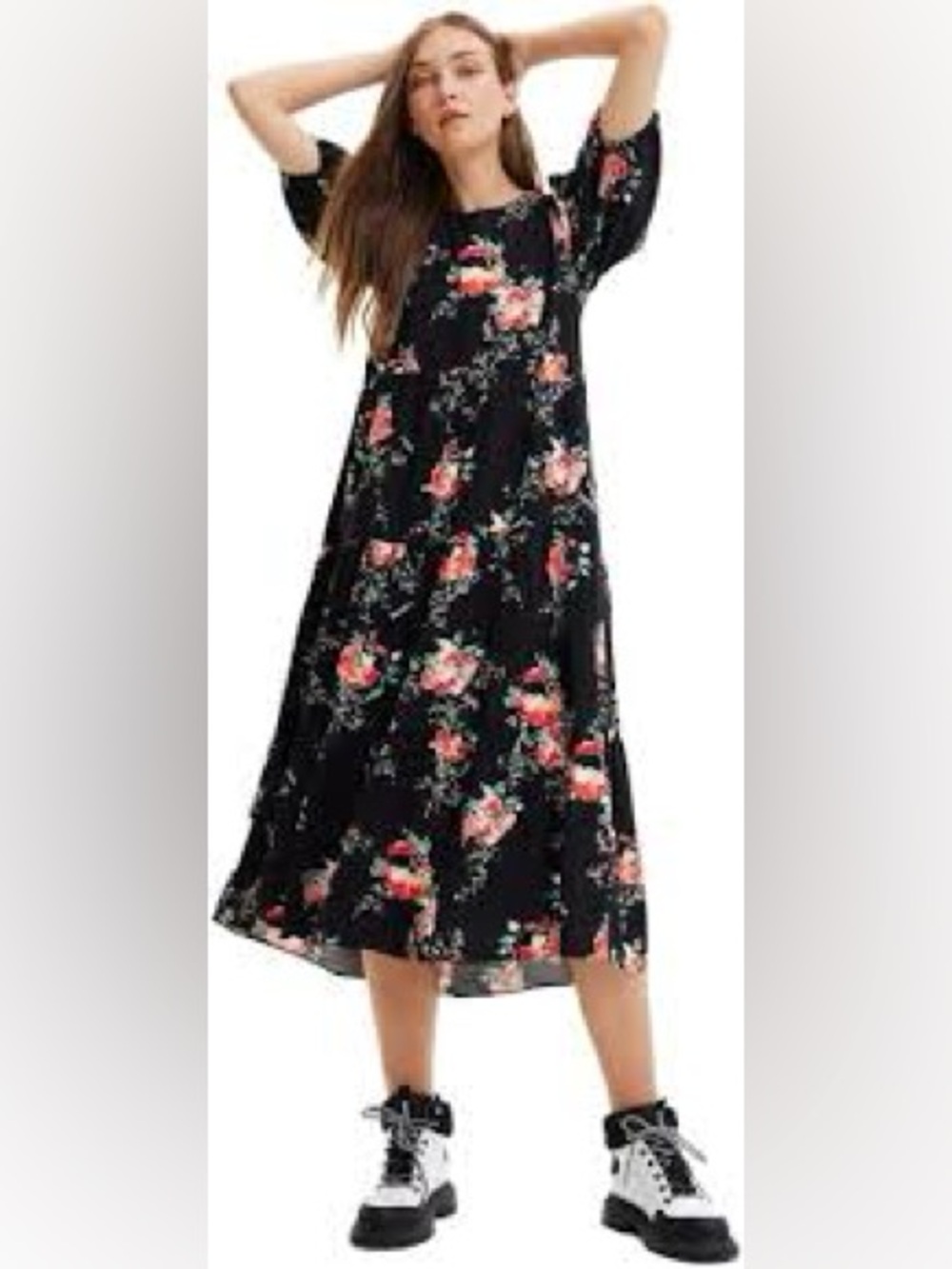 245$ BNWT DESIGUAL, the floral maxi dress!